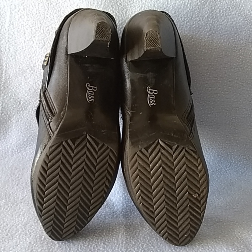 Bass ankle high heels - Picture 3 of 4